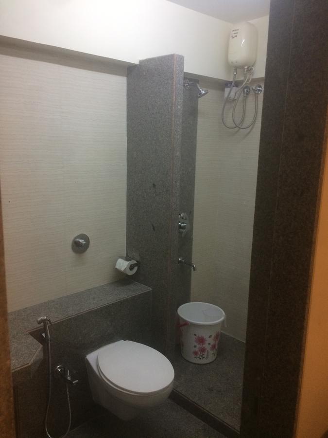 Poonam Hieghts Bed & Breakfast Mumbai Dış mekan fotoğraf